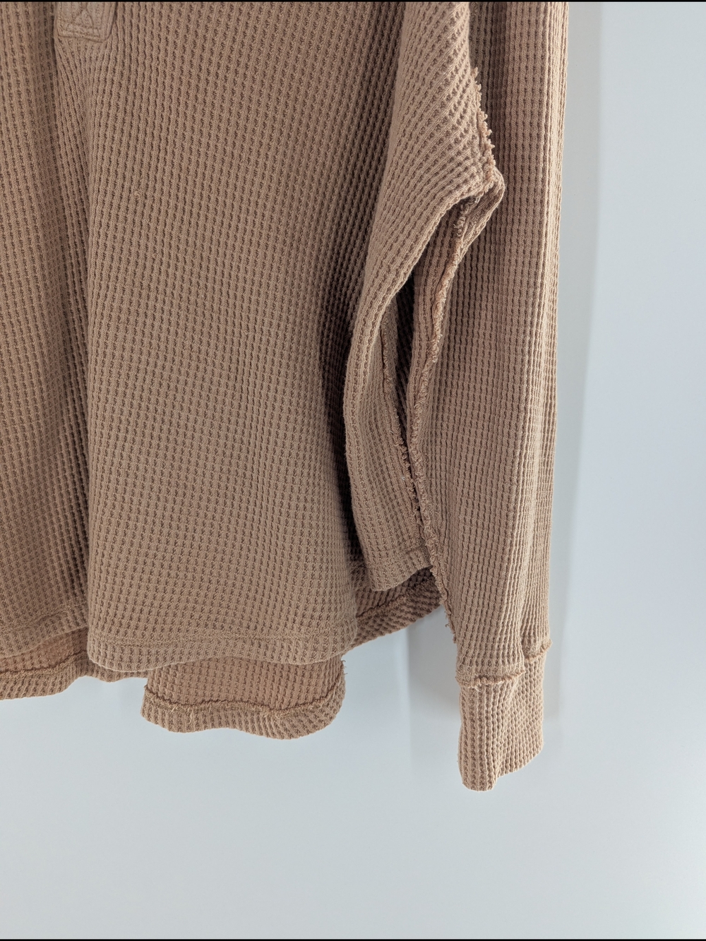 Aerie Waffle Knit Oversized Henley Sweater Tan Taupe Raw Hem Large Loungewear - Picture 8 of 8